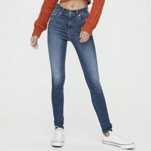 Levi’s Mile High Super Skinny women’s jeans size 29 NWOT